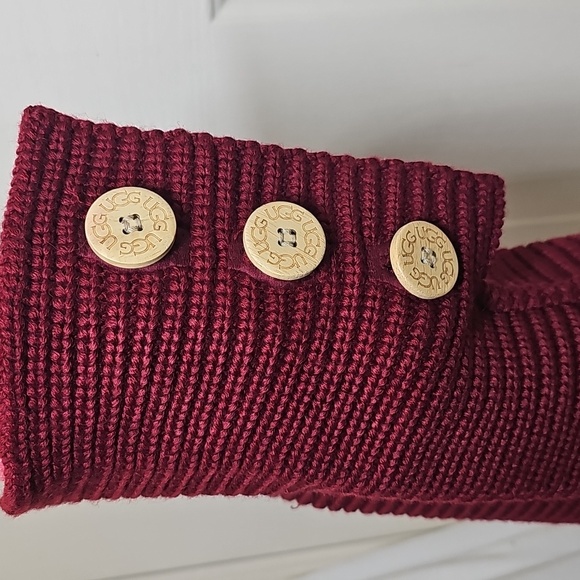 UGG Classic Cardy  Burgundy Knit Button Boots - Picture 12 of 16